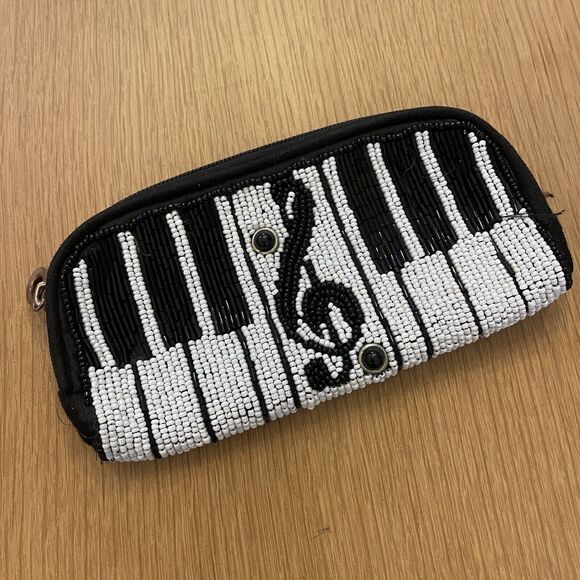 Vintage Mary Frances Piano Music Note Beaded Clutch Pouch - Picture 1 of 9